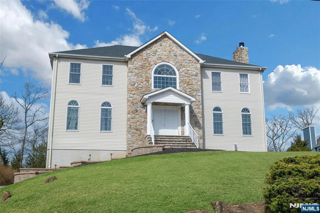 40 Horseneck Road, Montville Township, NJ, 07045