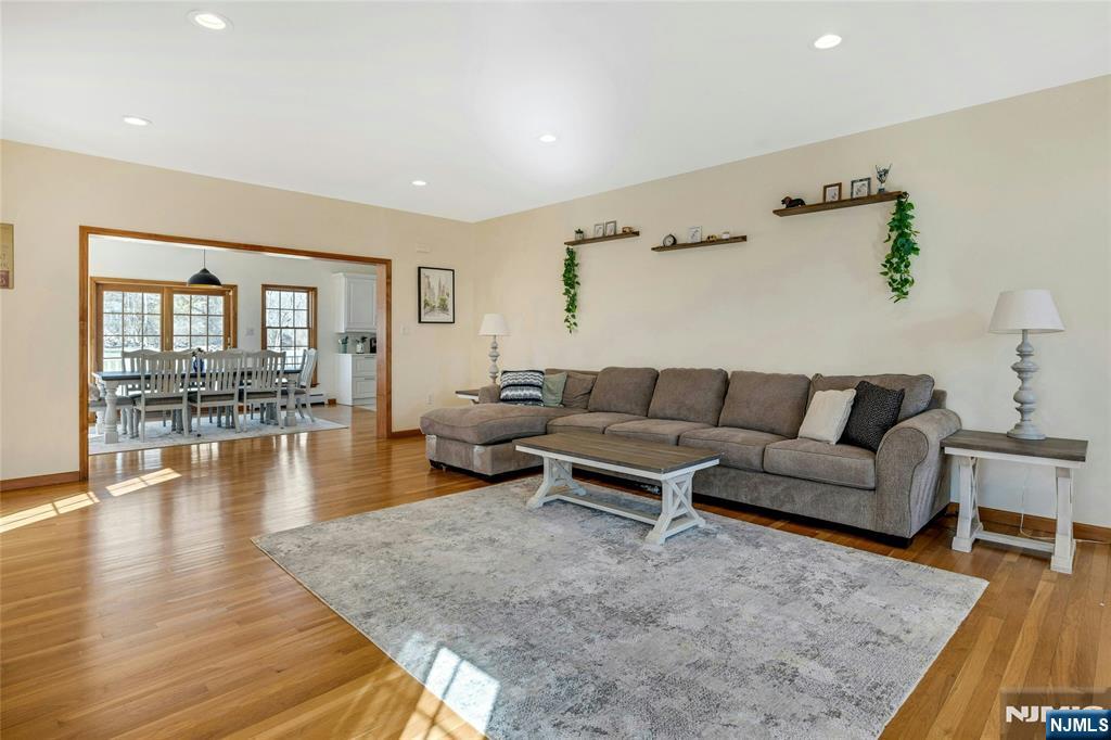 40 Horseneck Road, Montville Township, NJ, 07045