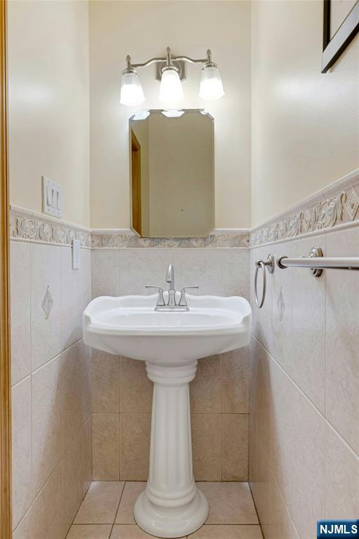 40 Horseneck Road, Montville Township, NJ, 07045