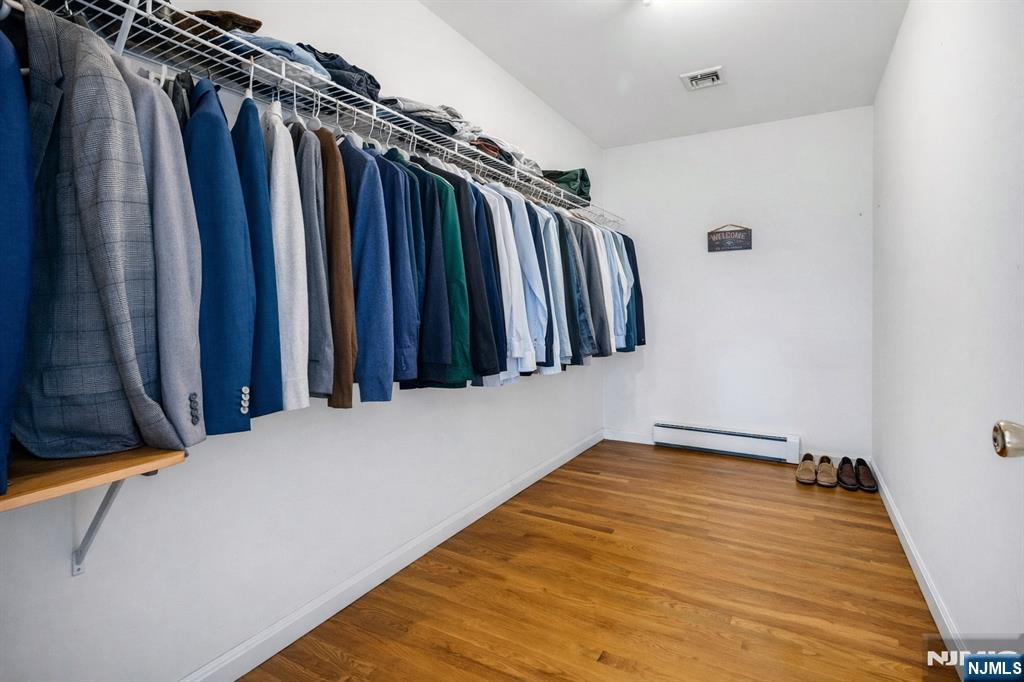 40 Horseneck Road, Montville Township, NJ, 07045