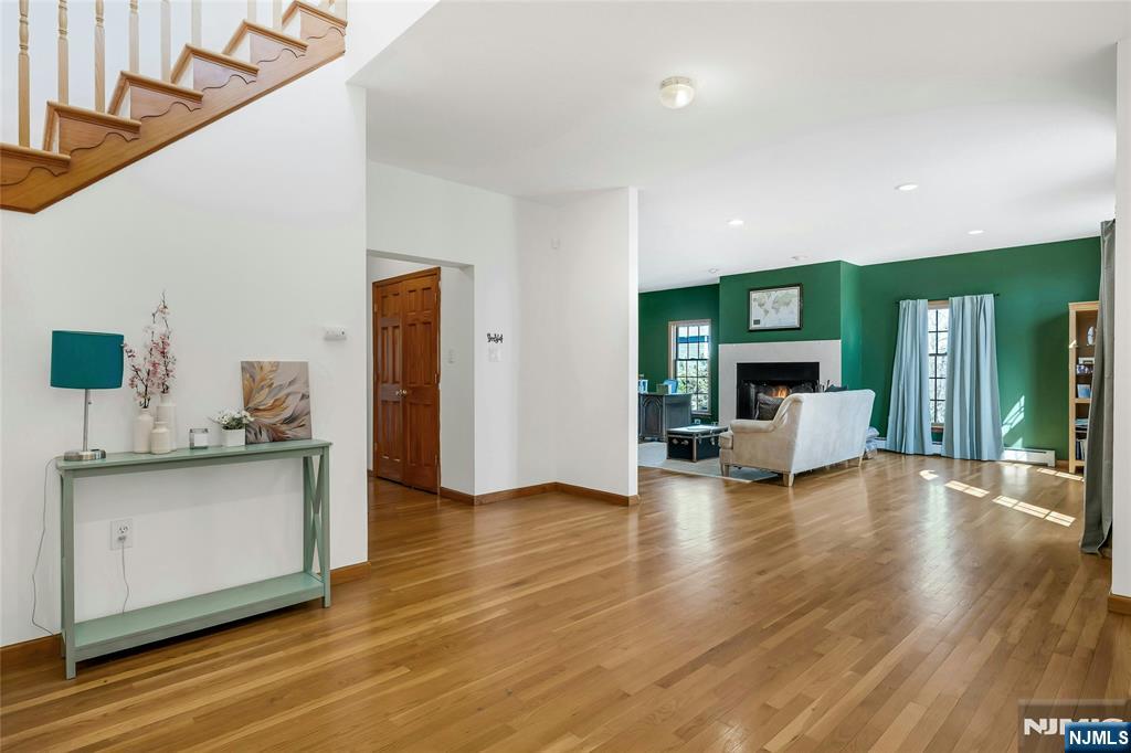 40 Horseneck Road, Montville Township, NJ, 07045