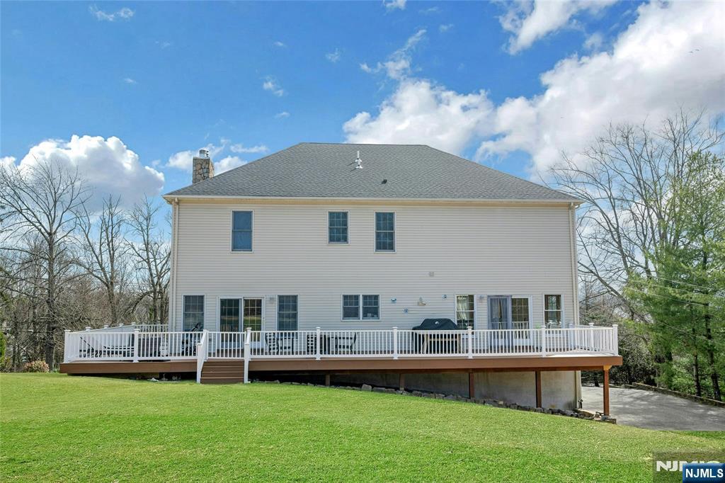 40 Horseneck Road, Montville Township, NJ, 07045