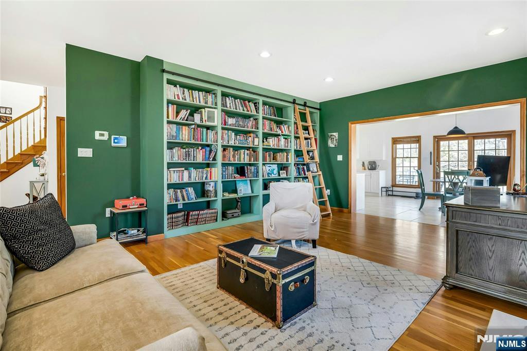 40 Horseneck Road, Montville Township, NJ, 07045