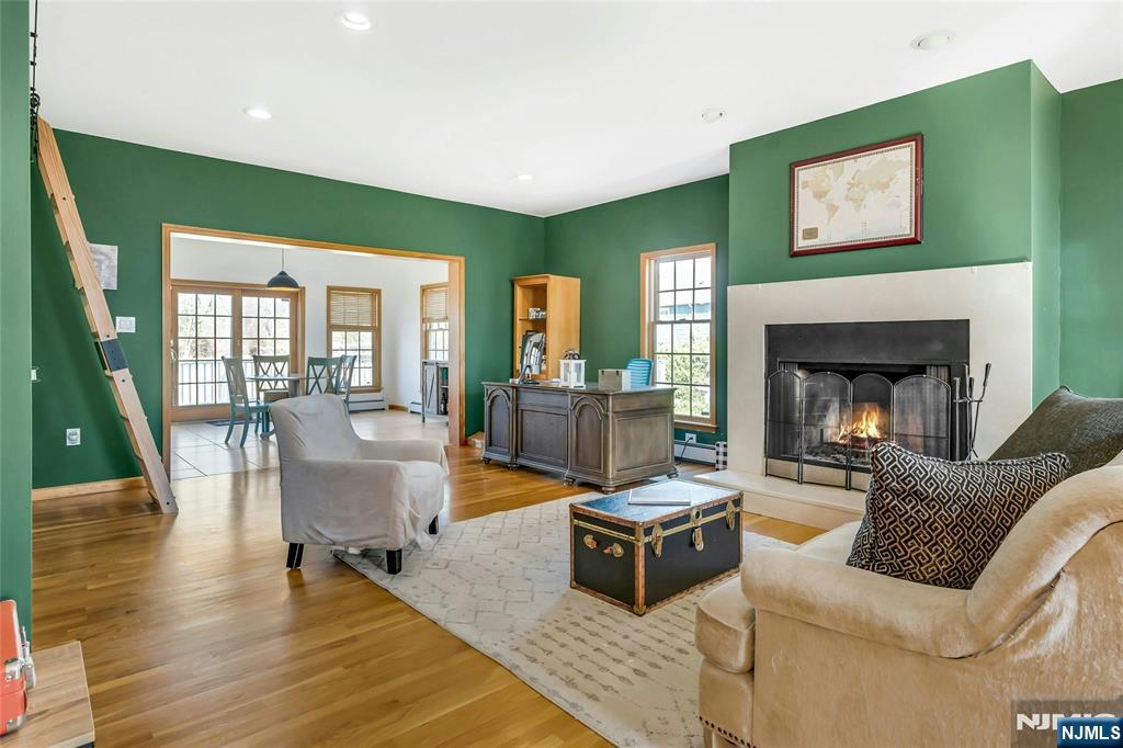 40 Horseneck Road, Montville Township, NJ, 07045