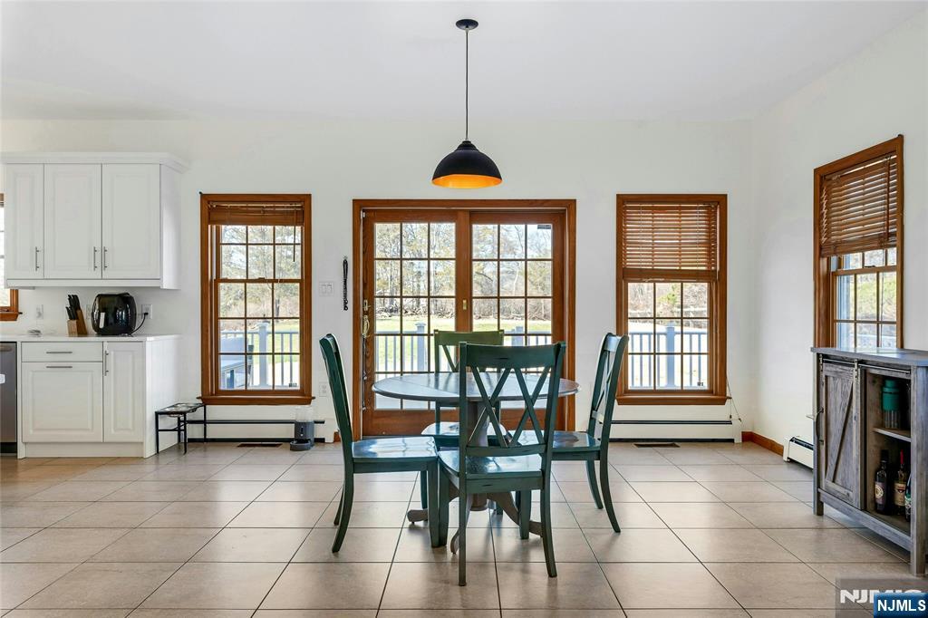 40 Horseneck Road, Montville Township, NJ, 07045