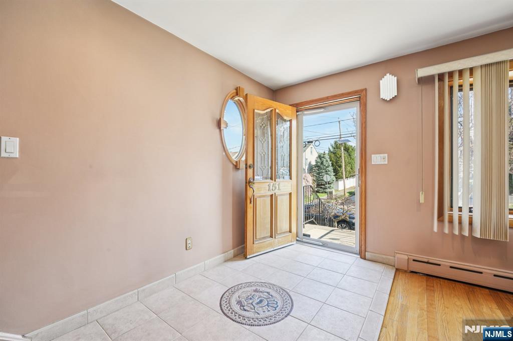 151 Arlington Boulevard - Photo 4