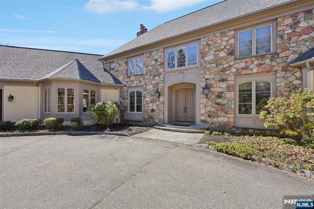 29 Hilltop Road - Photo 4