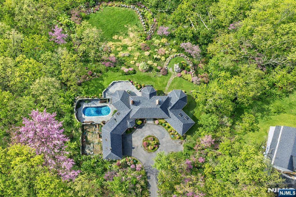 Aerial view virtually enhanced.