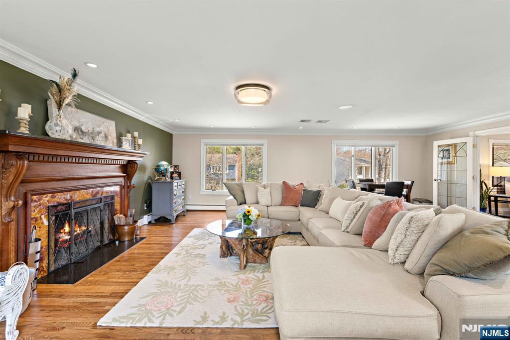 17 Cherry Place, Hillsdale, NJ, 07642