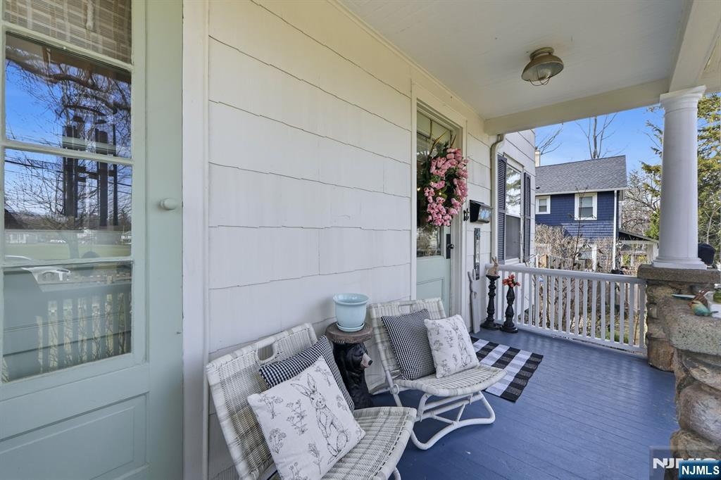 122 Prospect Street - Photo 2
