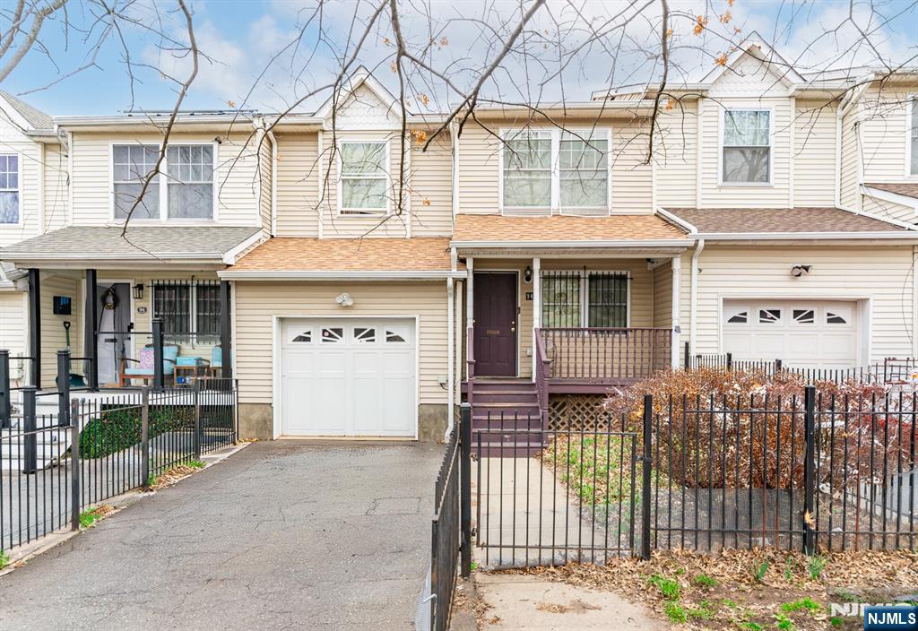 94 19th Avenue, Newark, NJ, 07103