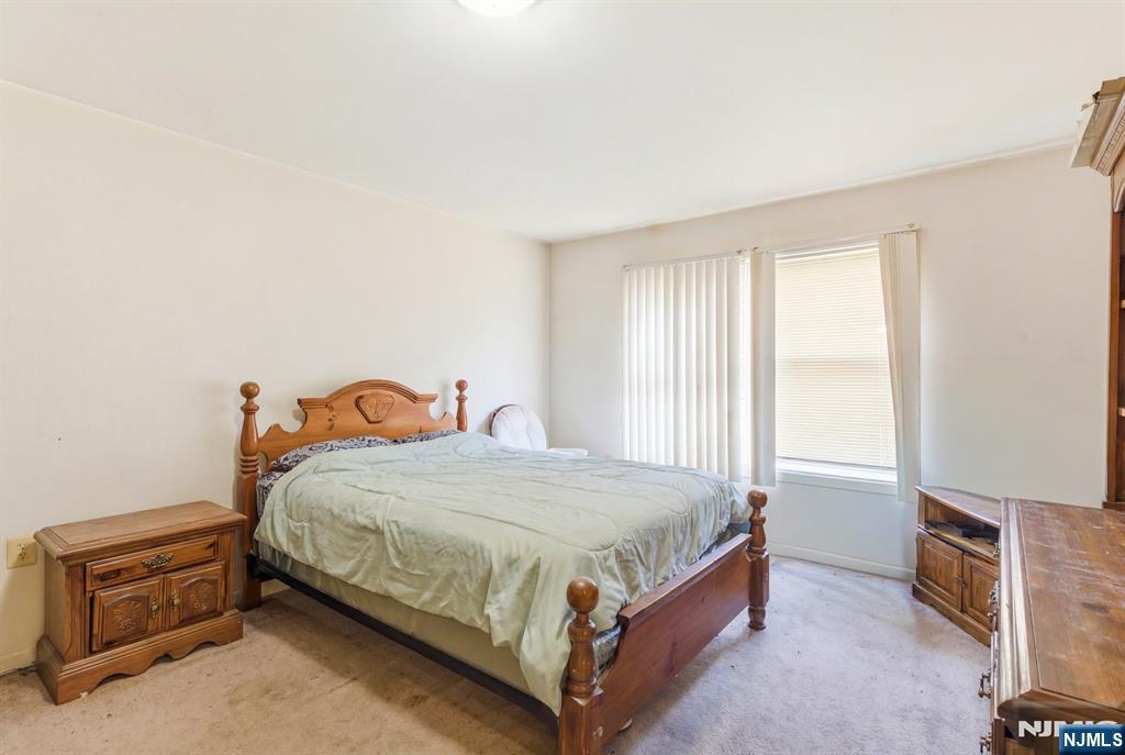 94 19th Avenue, Newark, NJ, 07103