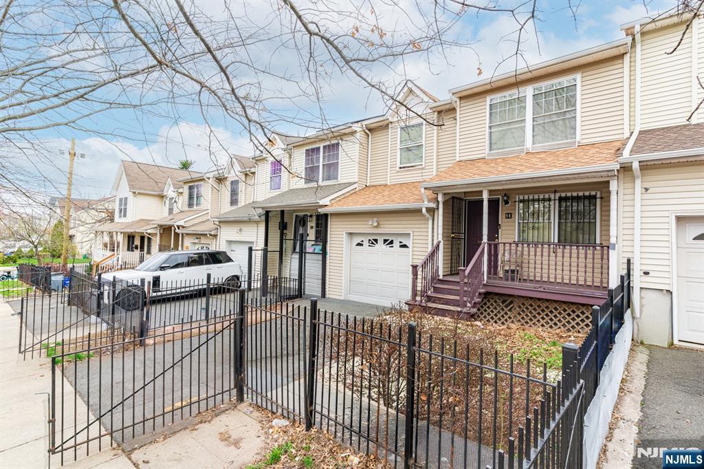 94 19th Avenue, Newark, NJ, 07103