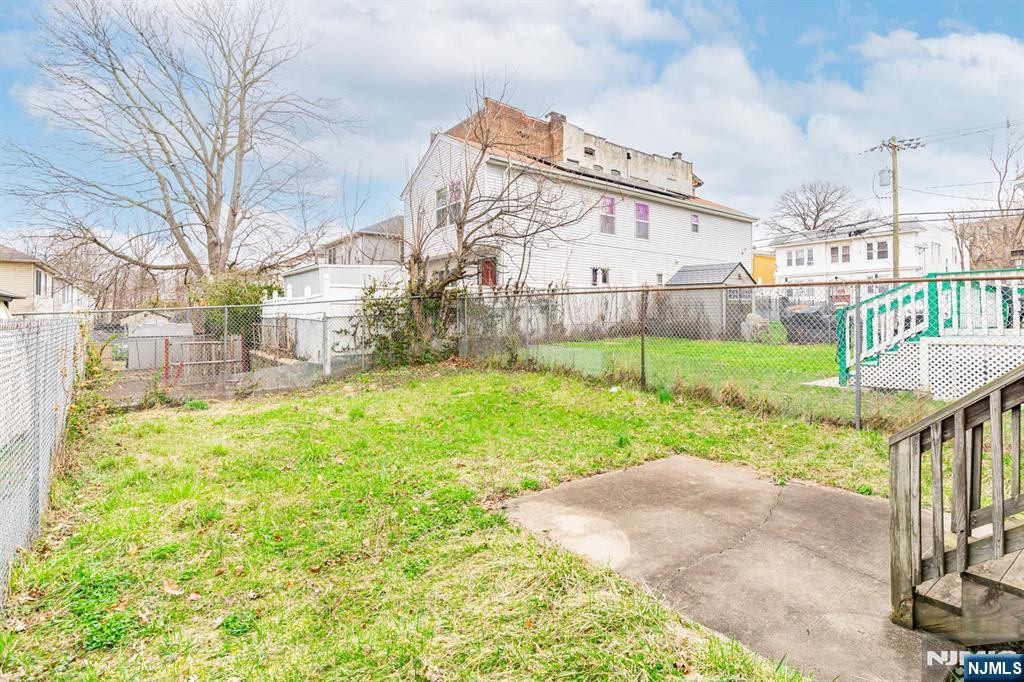 94 19th Avenue, Newark, NJ, 07103