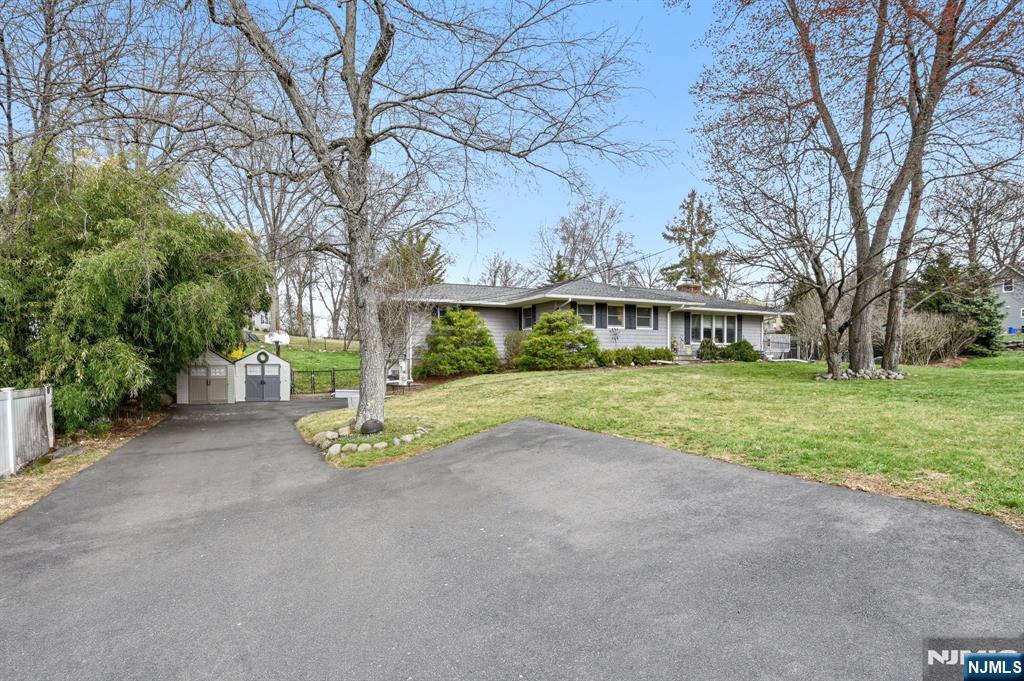 157 Oakwood Avenue - Photo 3