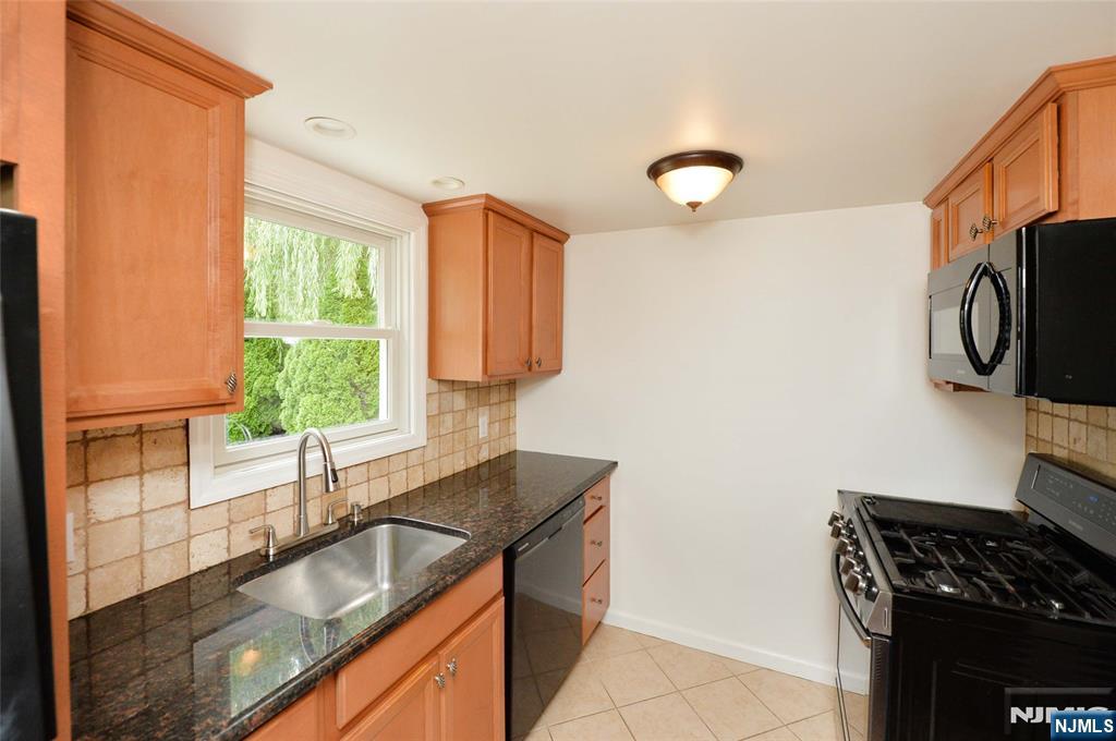 3-11 Lyons, Fair Lawn, NJ 07410 Listing Photo  5