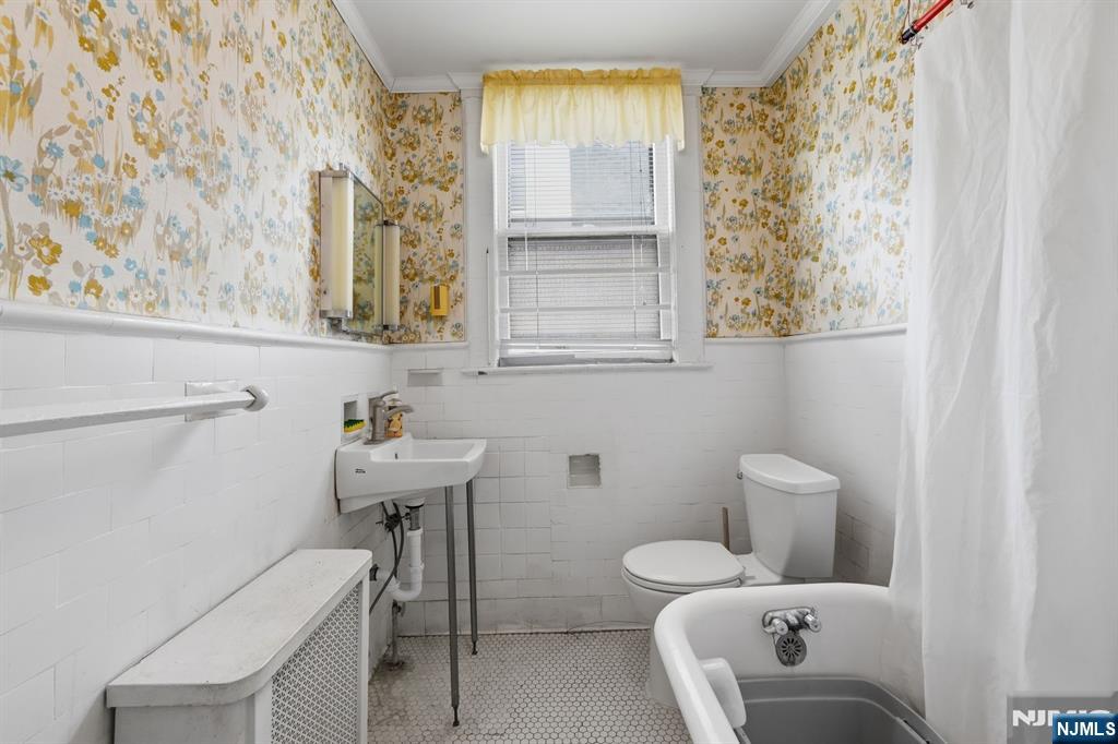 53 Sunnyside Terrace, East Orange, NJ, 07018