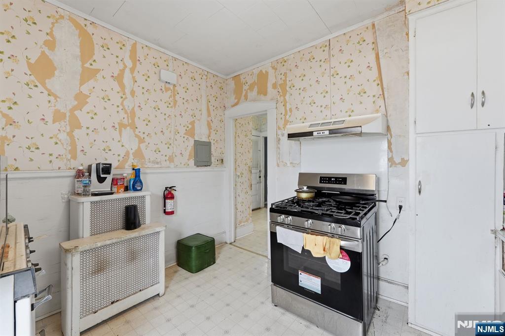 53 Sunnyside Terrace, East Orange, NJ, 07018