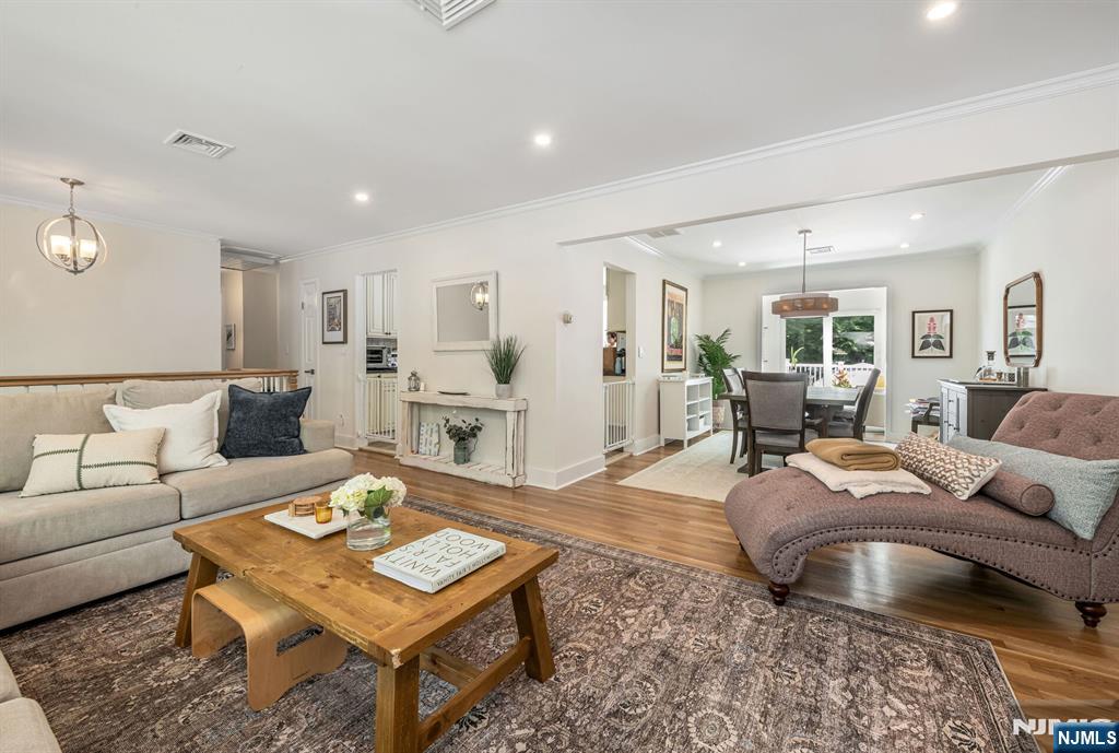 440 Yuhas Drive - Photo 3