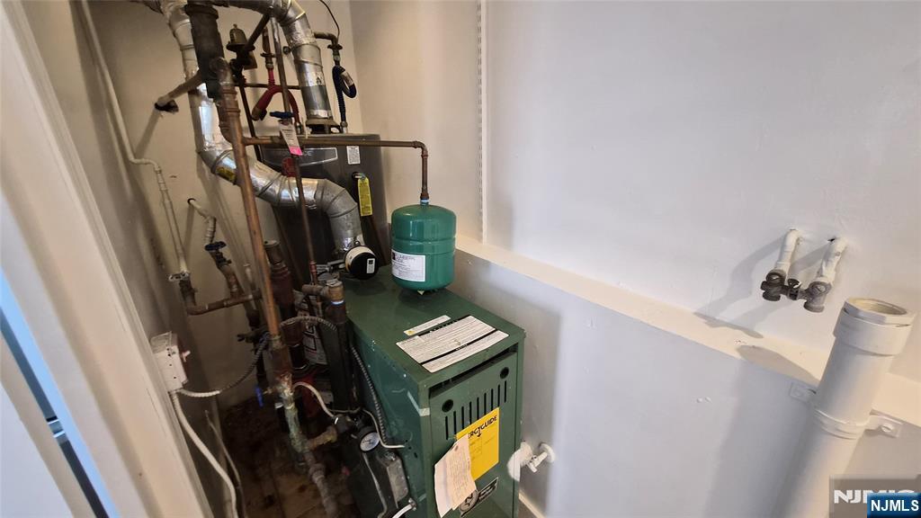 104 Wallington Avenue