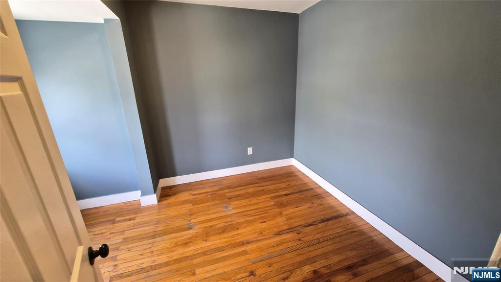 104 Wallington Avenue