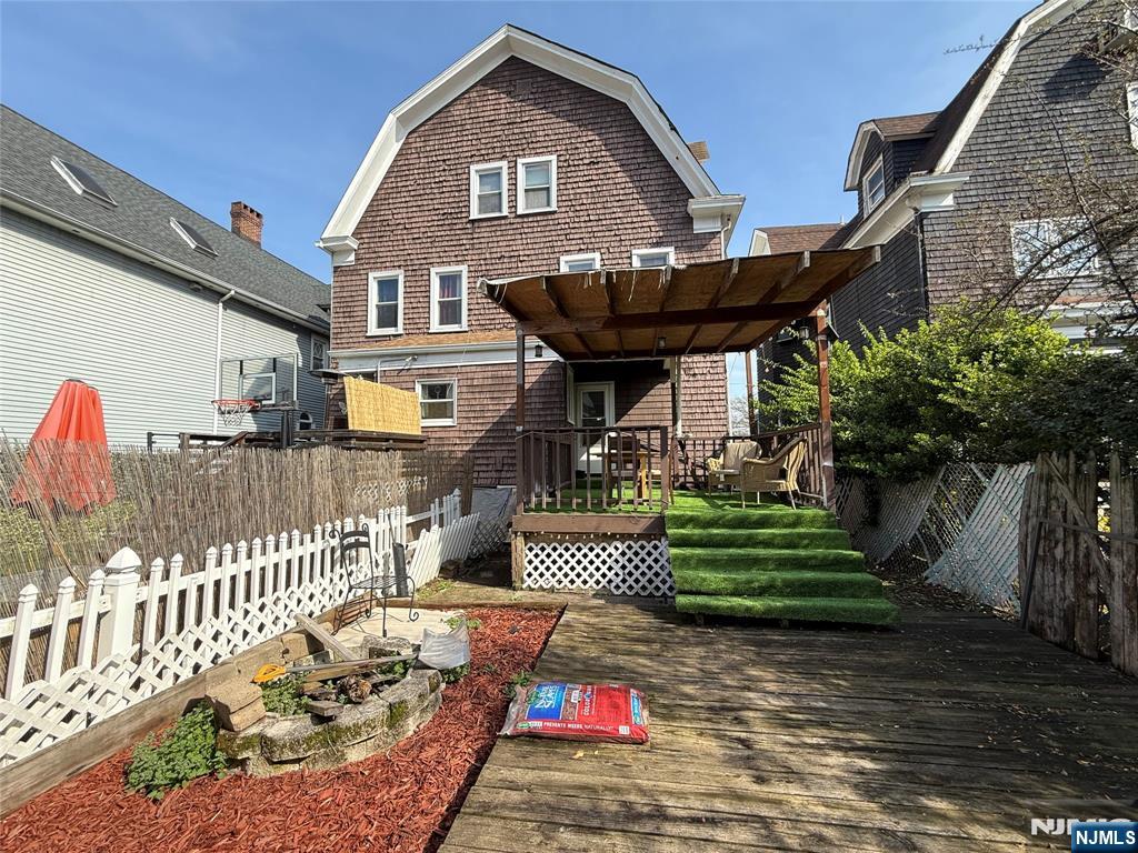 162 Sylvan Street