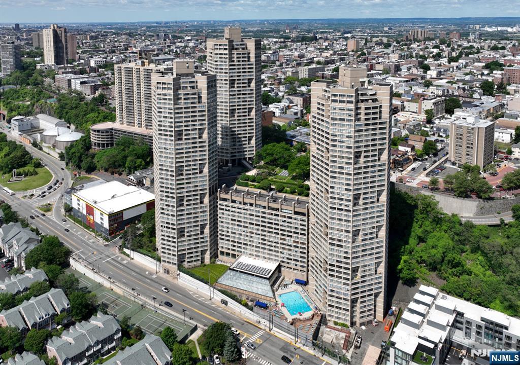 Photo 2 of Condo for sale at 7004 Boulevard East #1B, West New York, NJ 07093 | MLS# 26011127 | Listing updated on 2026-09-18
