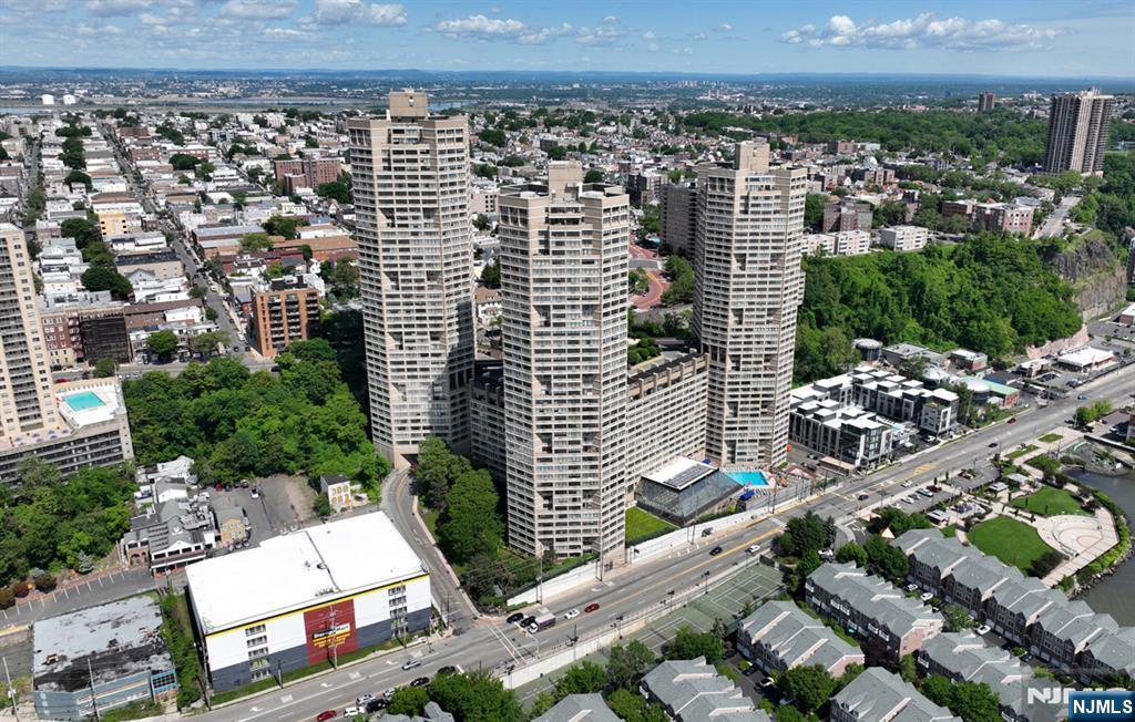 Photo 3 of Condo for sale at 7004 Boulevard East #1B, West New York, NJ 07093 | MLS# 26011127 | Listing updated on 2026-09-18