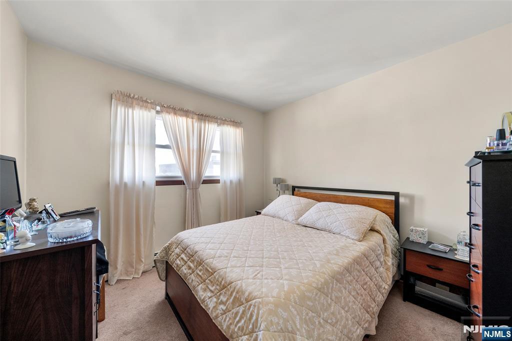 452 Commercial Avenue — photo 15
