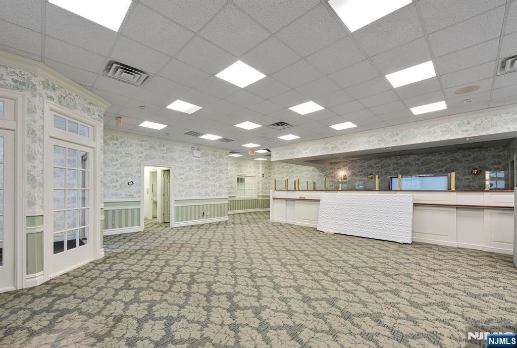 378 Franklin Avenue - Photo 5