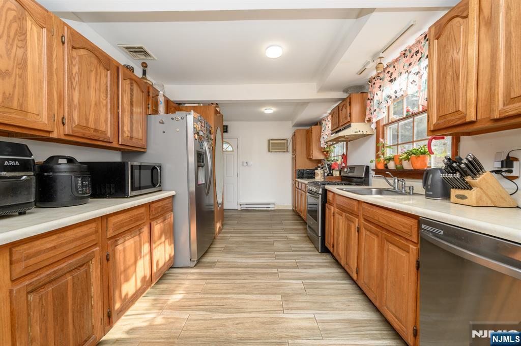 19 Skyland Avenue
