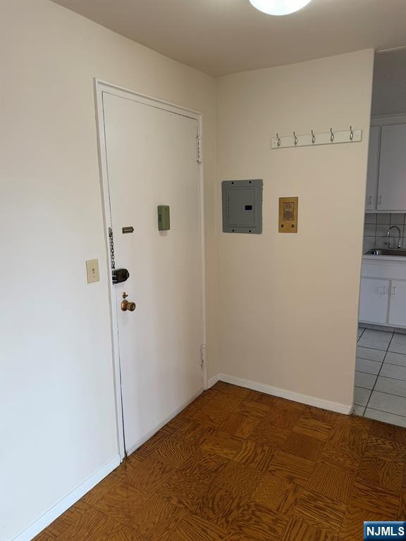 39 39th Street 2L - Photo 5