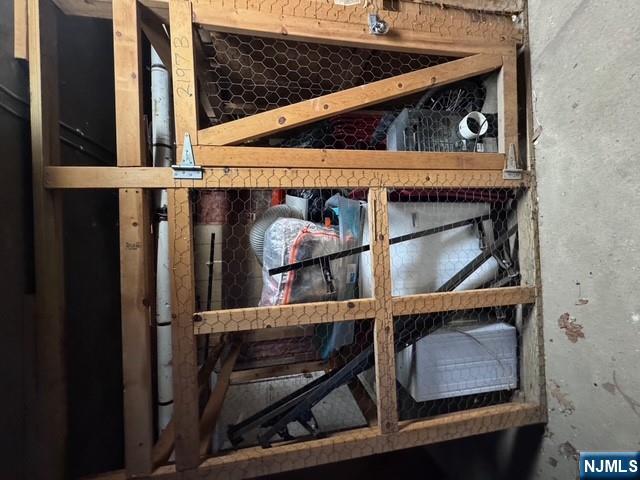 UNIT STORAGE