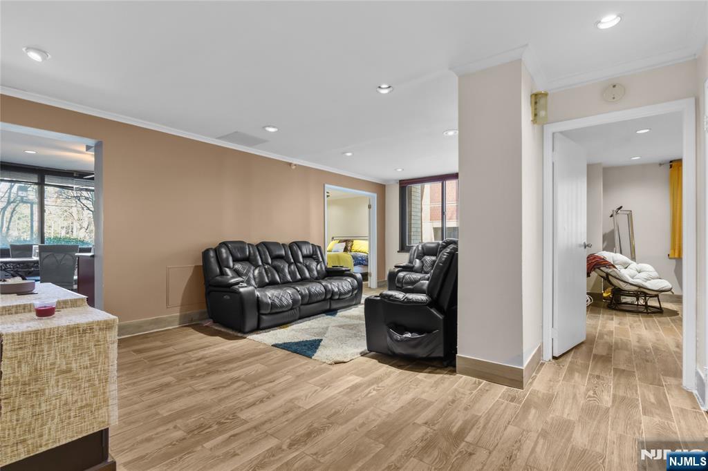 326 Prospect Avenue 1A - Photo 3