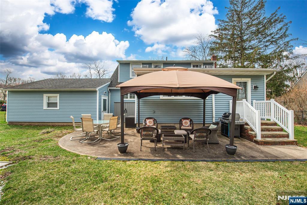 86 Deerfield Road