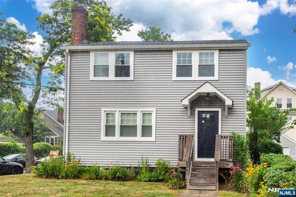 2 Van Valkenburgh Avenue, Bergenfield, NJ, 07621