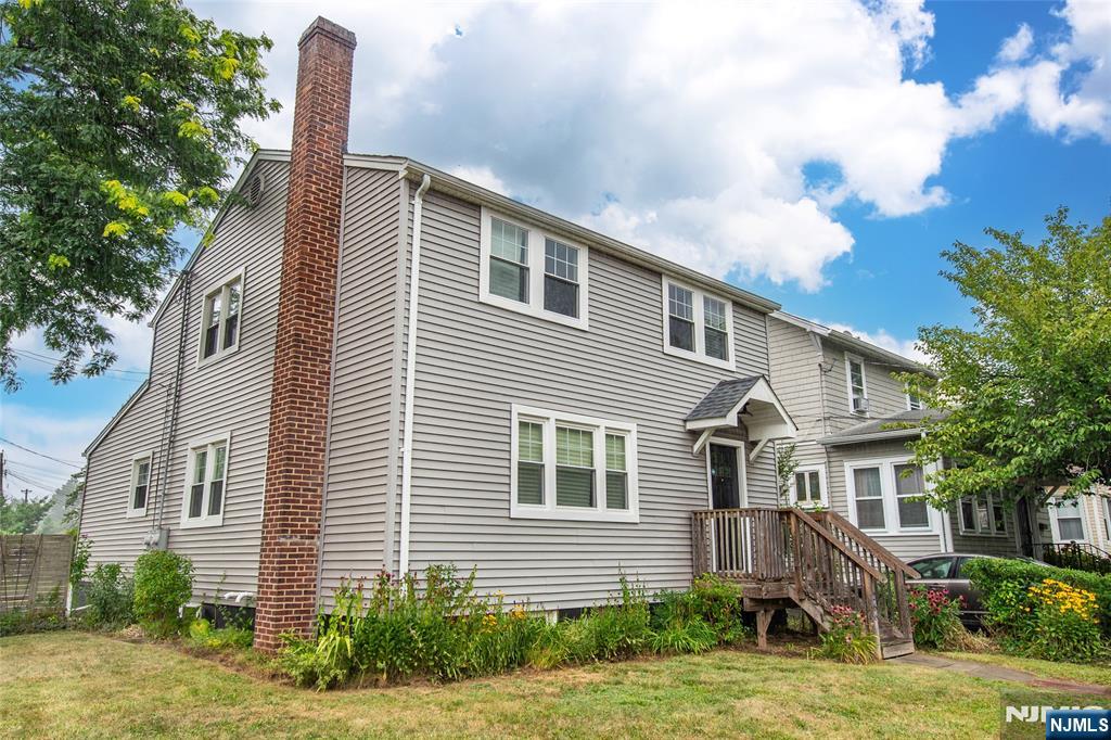 266-268 Elmwood Avenue - Photo 2