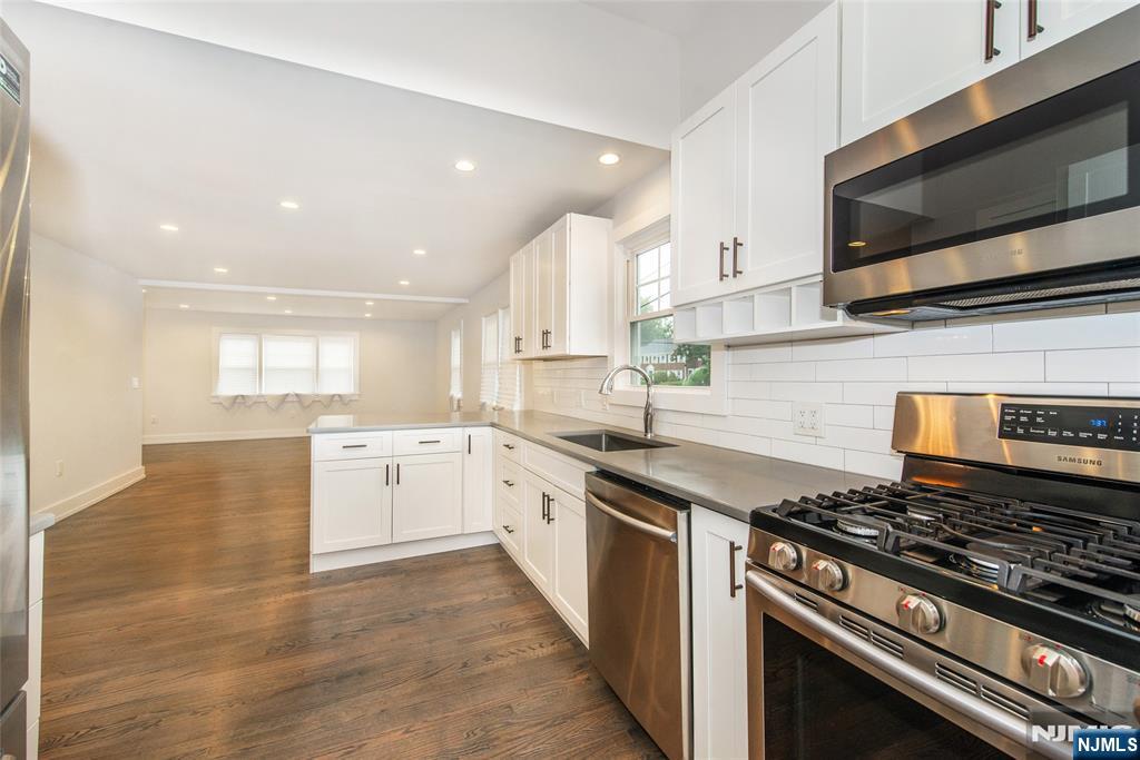 266-268 Elmwood Avenue - Photo 5