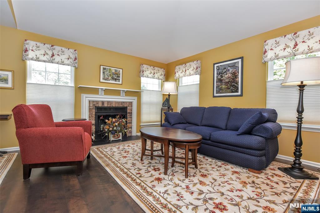 79 Konight, #79, Mahwah, NJ 07430 Listing Photo  2
