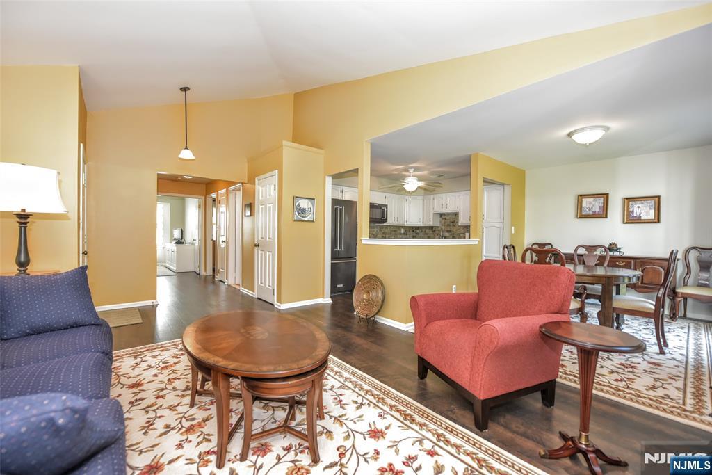 79 Konight, #79, Mahwah, NJ 07430 Listing Photo  3