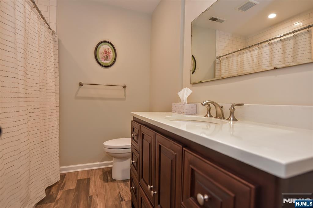 79 Konight, #79, Mahwah, NJ 07430 Listing Photo  9