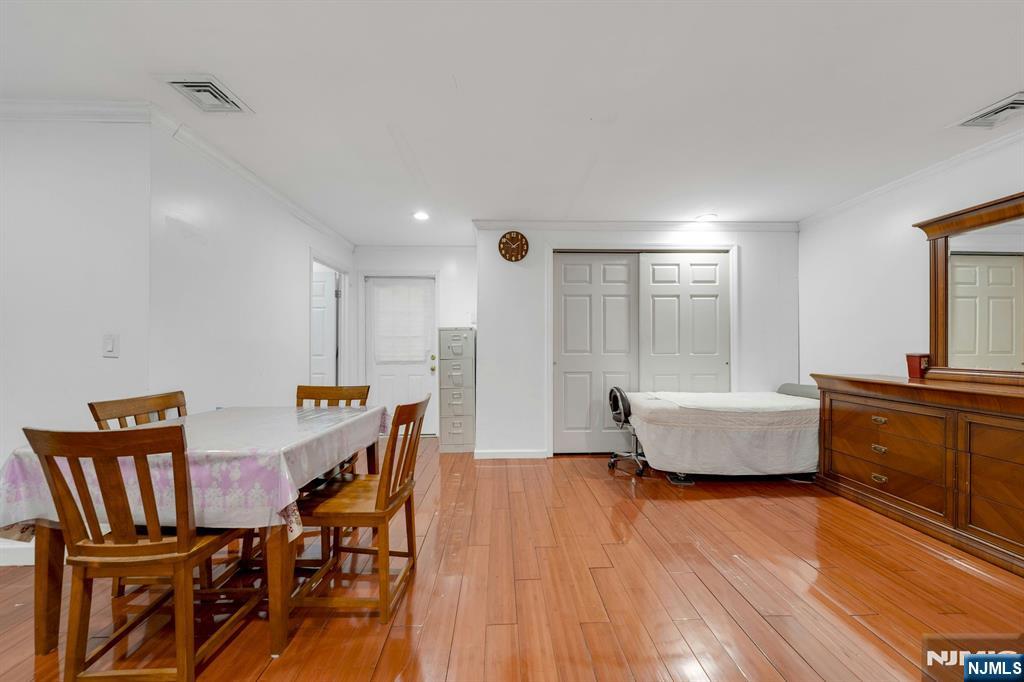 29 Prospect Street, Palisades Park, NJ 07650 Listing Photo  33