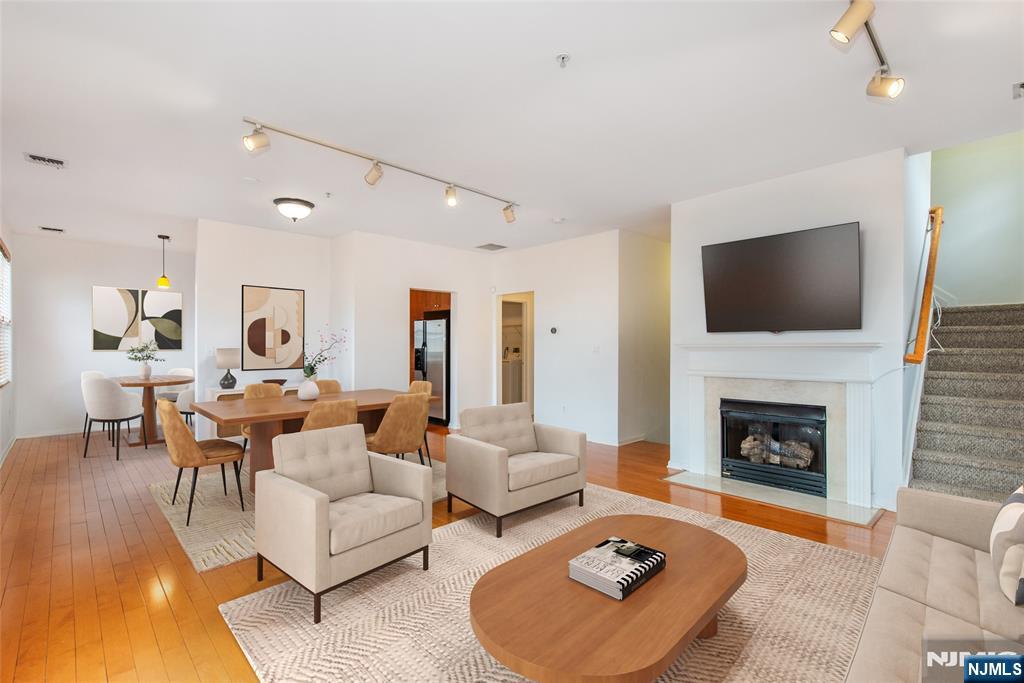 177 Brittany Court - Photo 2