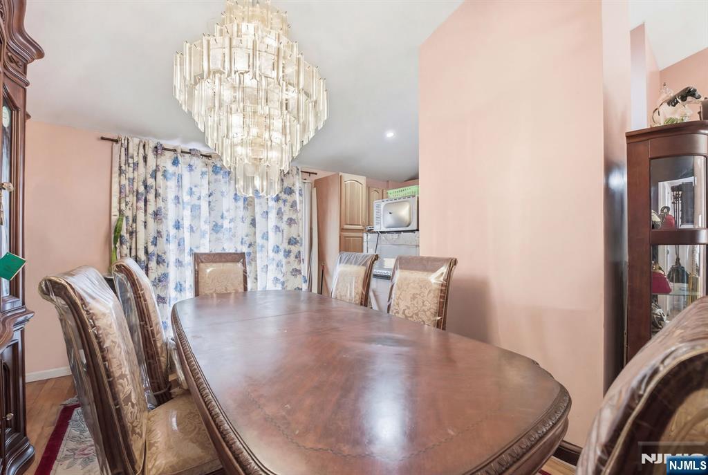 674 Berkeley Avenue - Photo 5