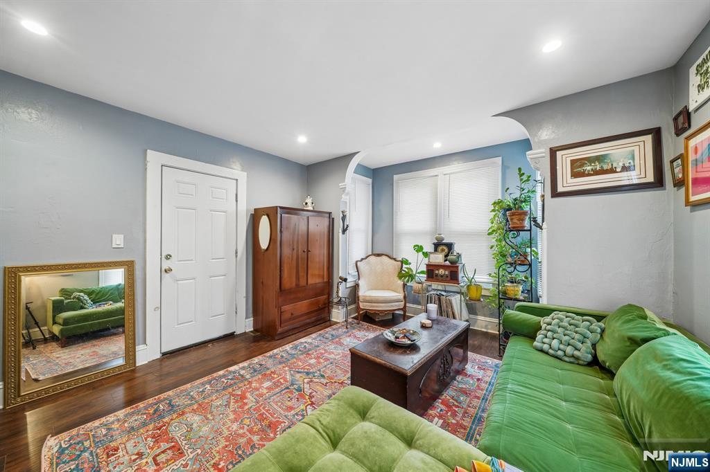 44 State Street - Photo 3