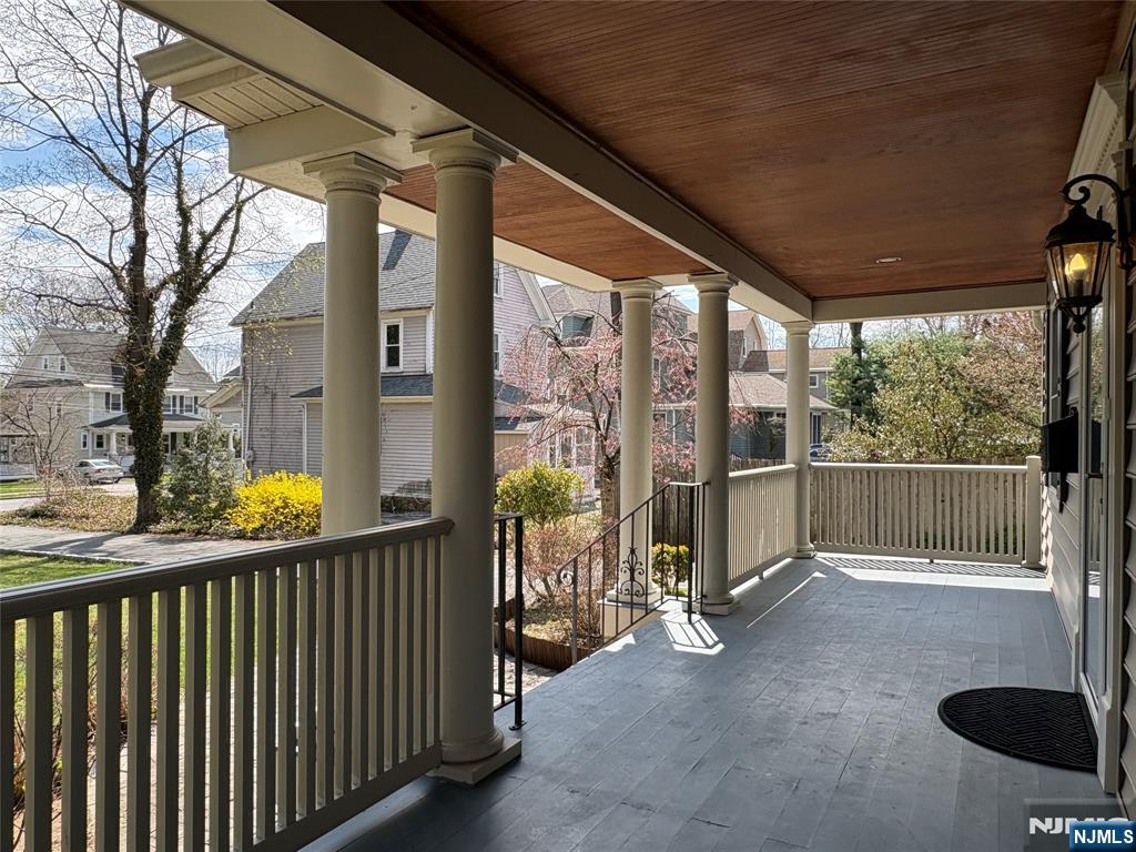 38 Walthery Avenue - Photo 4