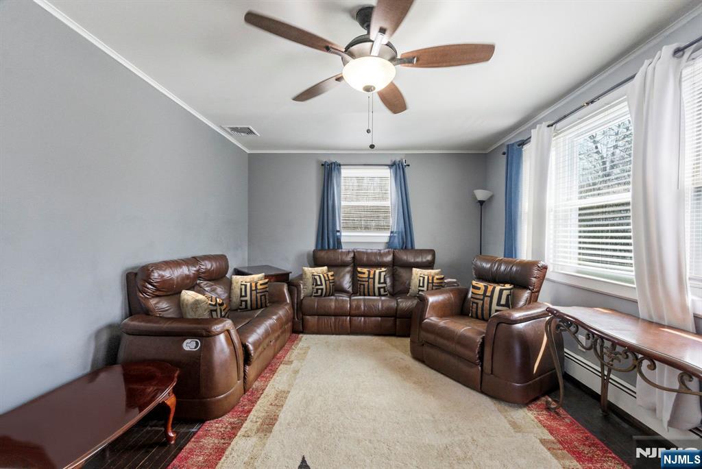 537 Rogers Drive - Photo 4