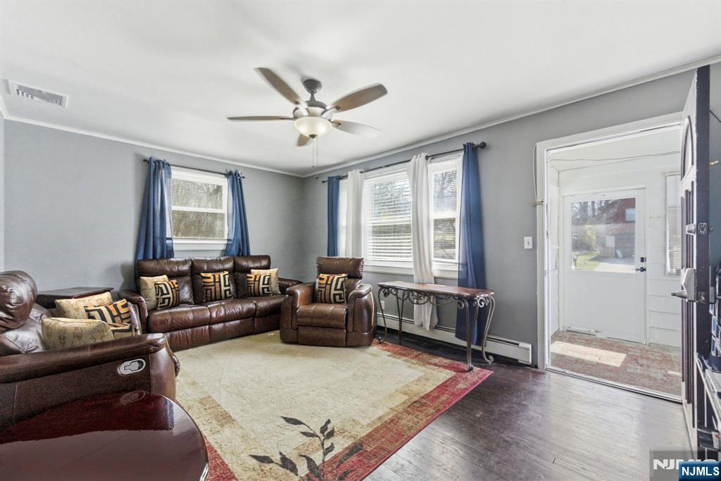 537 Rogers Drive - Photo 5