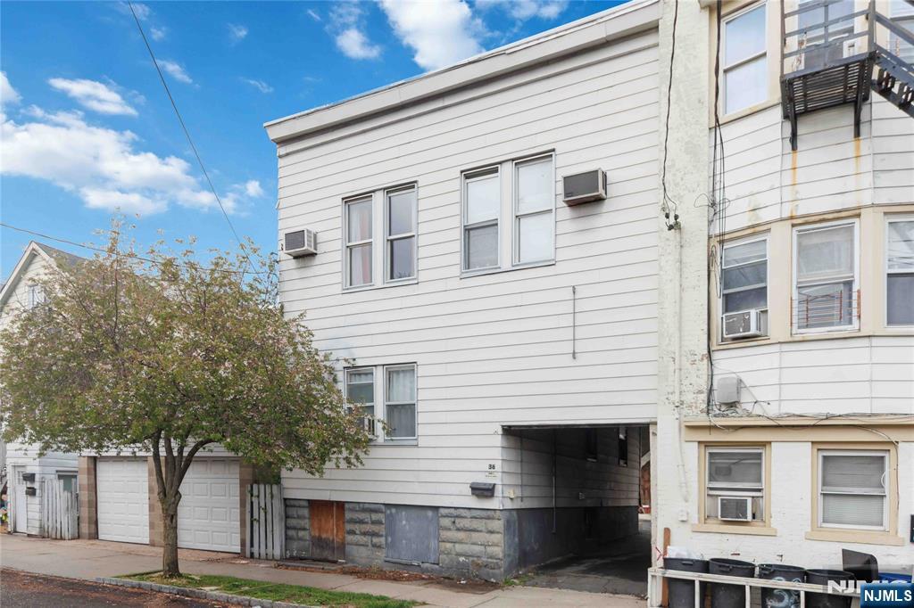36 Edison Street