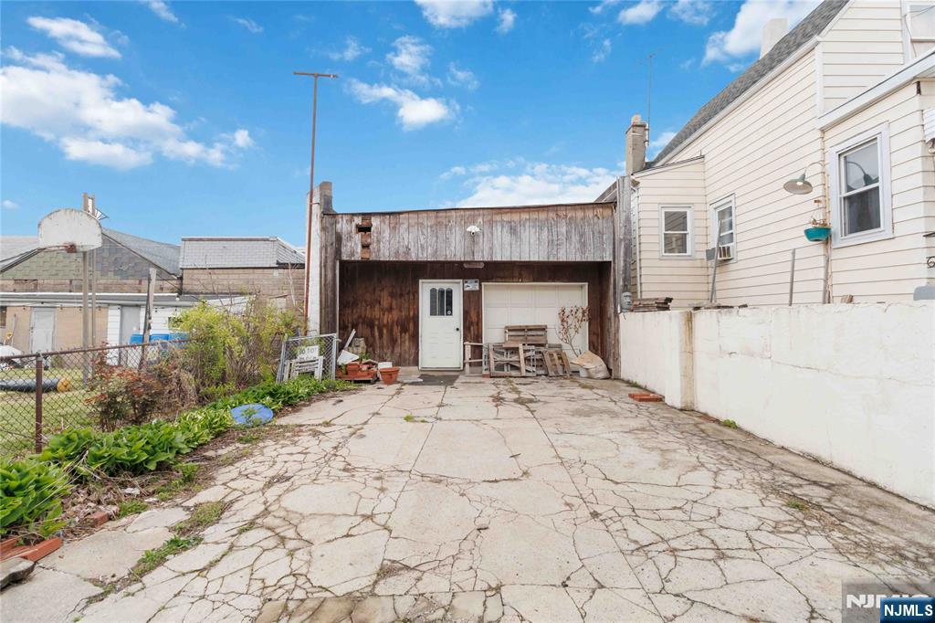 36 Edison Street